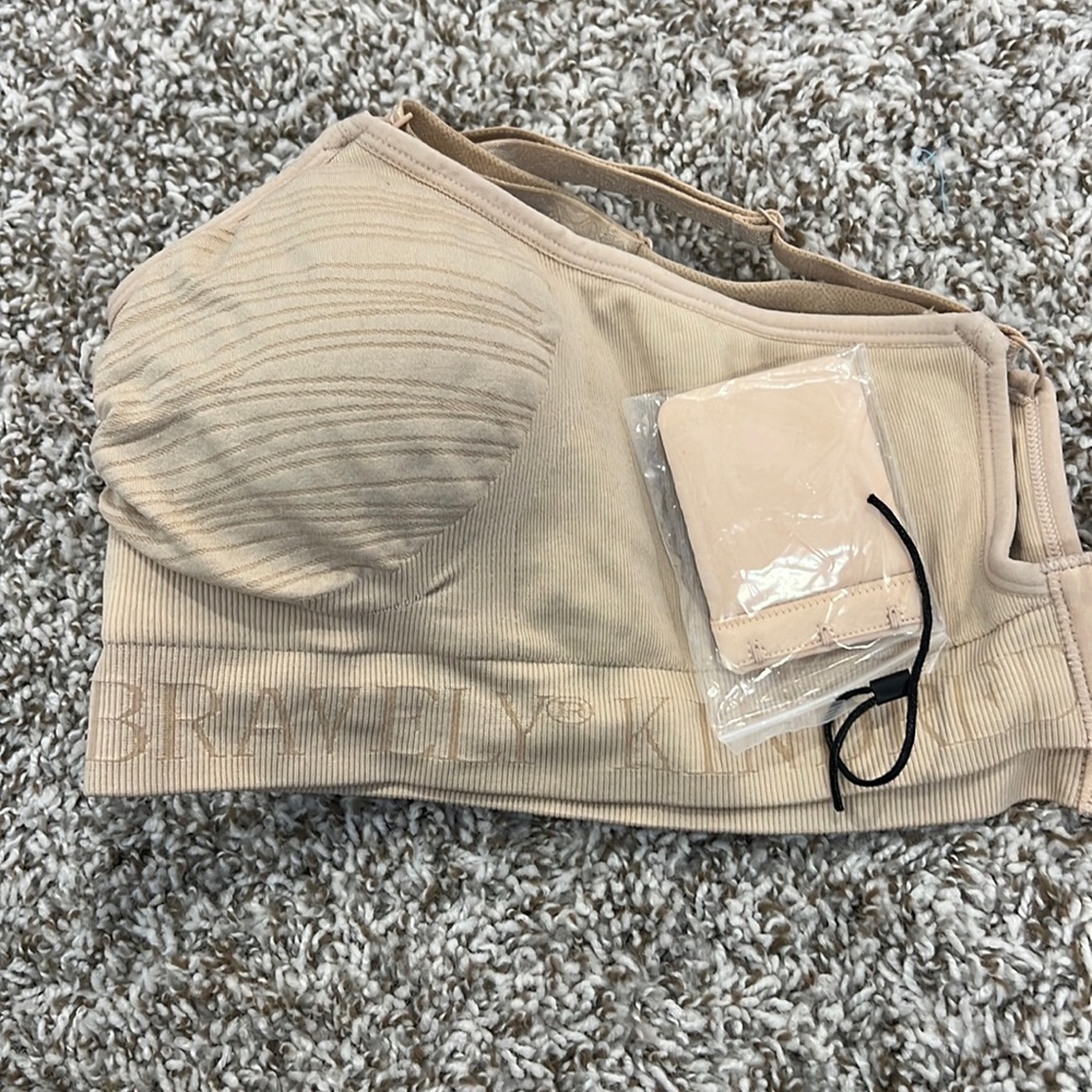 NWOT Kindred Bravely Pumping bra
